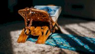 سبب تسمية سورة الزخرف صورة مقال سبب تسمية سورة الزخرف