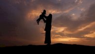 حديث عن الأم صورة مقال حديث عن الأم