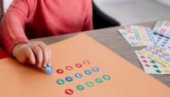 تعليم الأطفال الجمع والطرح بالإنجليزية صورة مقال تعليم الأطفال الجمع والطرح بالإنجليزية