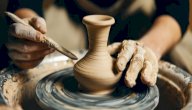 صورة مقال معلومات عن فن الخزف المعاصر