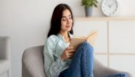 فوائد القراءة من الكتاب الورقي صورة مقال فوائد القراءة من الكتاب الورقي