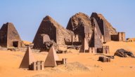 معلومات عن أهرامات السودان صورة مقال معلومات عن أهرامات السودان
