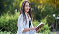 نبذة عن قصيدة تعلق قلبي طفلة عربية صورة مقال نبذة عن قصيدة تعلق قلبي طفلة عربية