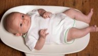 كم وزن الطفل في الشهر الثالث صورة مقال كم وزن الطفل في الشهر الثالث