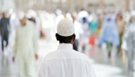 تحب الصالحين وأنت منهم صورة مقال تحب الصالحين وأنت منهم