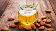 استخدام زيت اللوز المر صورة مقال استخدام زيت اللوز المر
