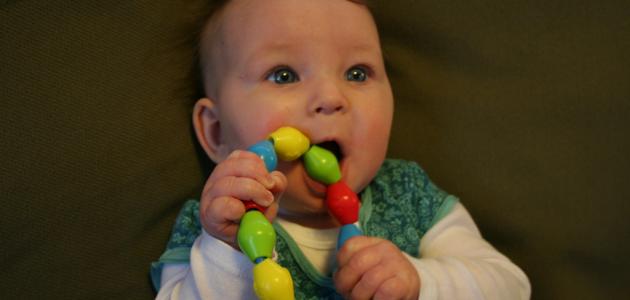 وصفات طبيعية للقضاء التسنين الأطفال