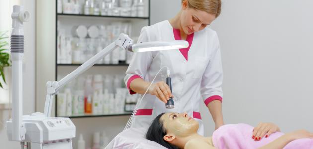 كيفية التخلص من الهالات السوداء نهائياً كيفية التخلص من الهالات السوداء نهائياً