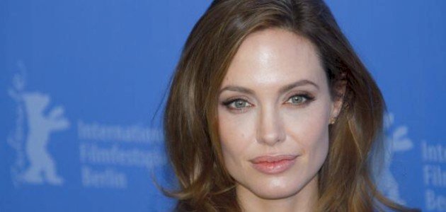 صورة مقال أنجلينا جولي ( ممثلة أمريكية)