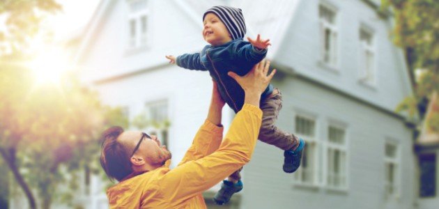 العوامل المؤثرة على تربية الطفل صورة مقال العوامل المؤثرة على تربية الطفل