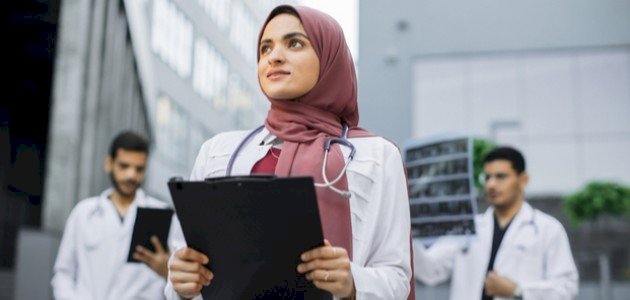 أخلاقيات مهنة الطب في الإسلام صورة مقال أخلاقيات مهنة الطب في الإسلام