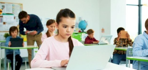 صورة مقال خصائص المنهج المحوري في عملية التعليم