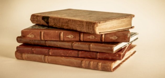 الشعر السياسي بين العصر الأموي والعباسي صورة مقال الشعر السياسي بين العصر الأموي والعباسي