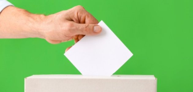 الفرق بين الديمقراطية الليبرالية والديمقراطية الاشتراكية الفرق بين الديمقراطية الليبرالية والديمقراطية الاشتراكية
