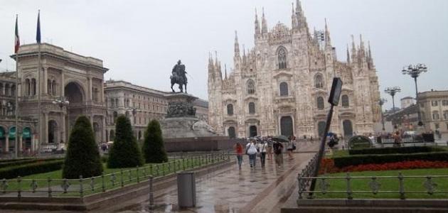 موقع مدينة ميلانو - موضوع