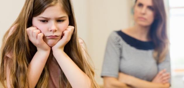 كيف أعاقب طفلي كيف أعاقب طفلي